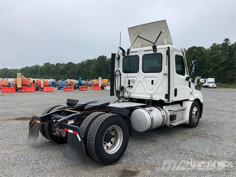 Freightliner Cascadia 126 Tracteur routier