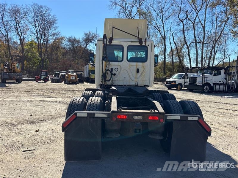Freightliner Cascadia 126 Cabezas tractoras