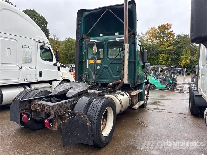 Freightliner Cascadia 113 Trekkvogner
