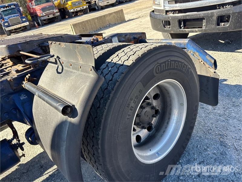 Freightliner Cascadia 116 Trekkers