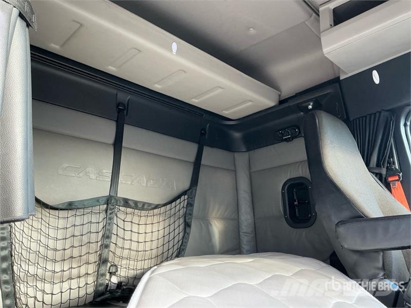 Freightliner Cascadia 116 Sattelzugmaschinen