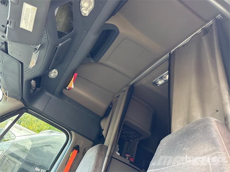 Freightliner Cascadia 125 Naudoti vilkikai