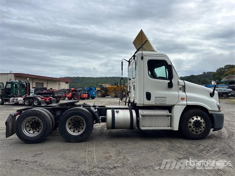 Freightliner Cascadia 125 Nyergesvontatók