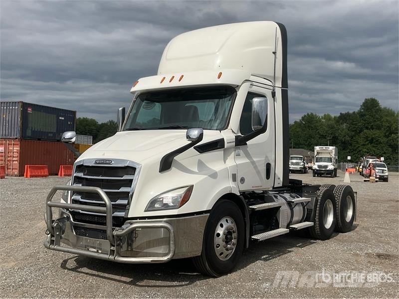 Freightliner Cascadia 116 Vilcēji