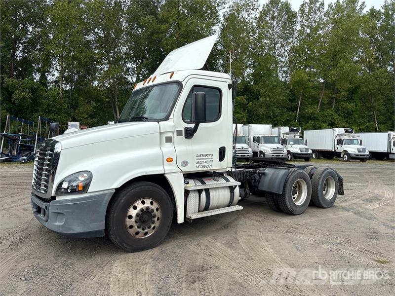 Freightliner Cascadia 125 Nyergesvontatók