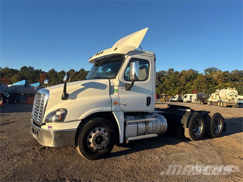 Freightliner Cascadia 125 Cabezas tractoras