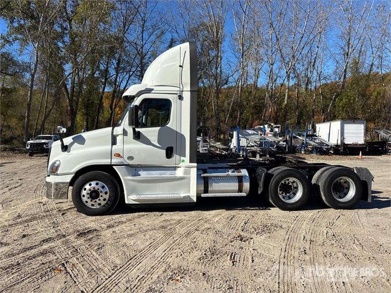 Freightliner Cascadia 125 Cavalos mecânicos