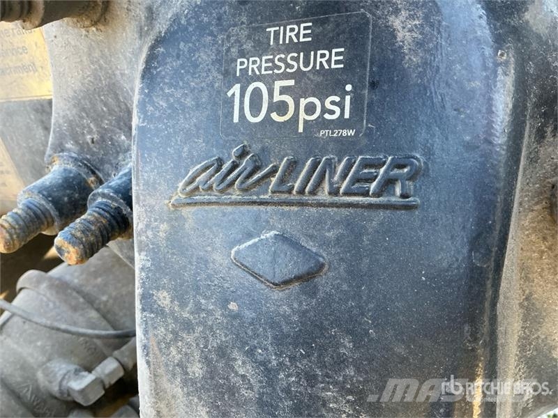 Freightliner Cascadia 126 Седельные тягачи