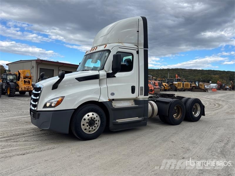 Freightliner Cascadia 126 Tegljači