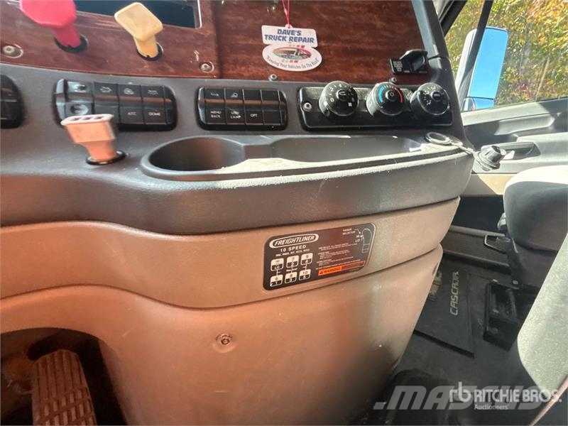 Freightliner Cascadia 125 Trekkers