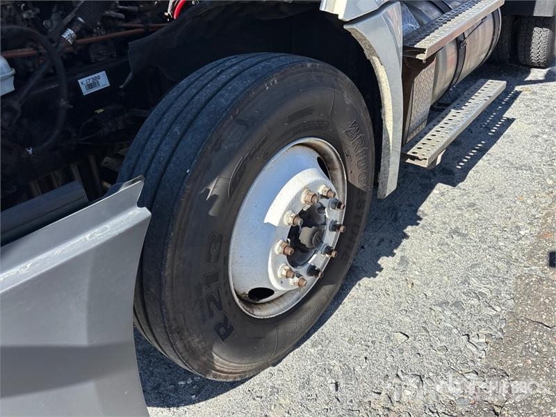 Freightliner Cascadia 126 Cabezas tractoras