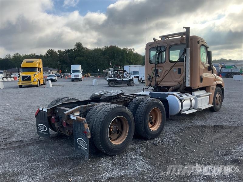 Freightliner Cascadia 125 Sattelzugmaschinen
