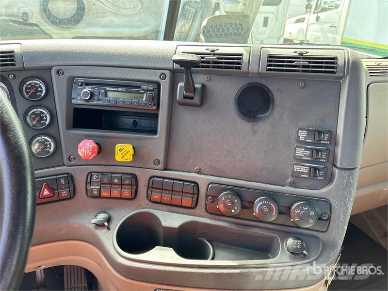 Freightliner Cascadia 125 Tractor Units