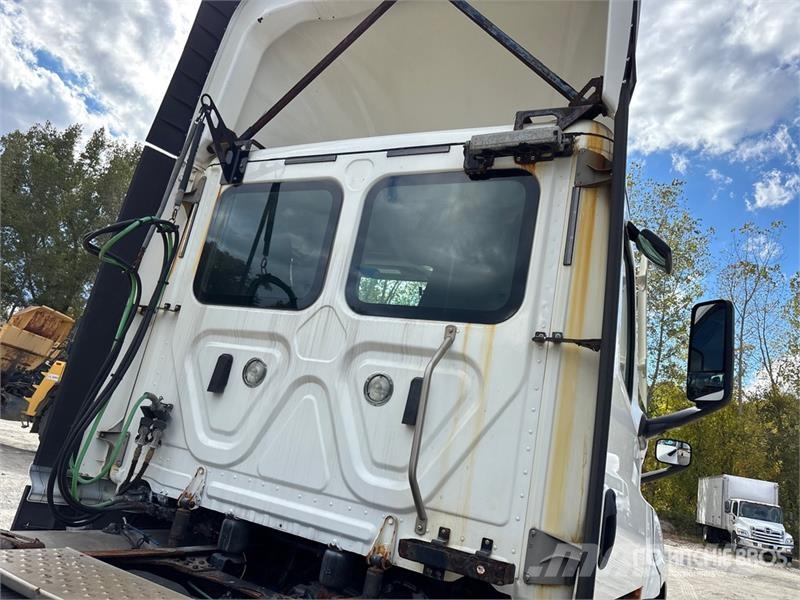 Freightliner Cascadia 126 Влекачи