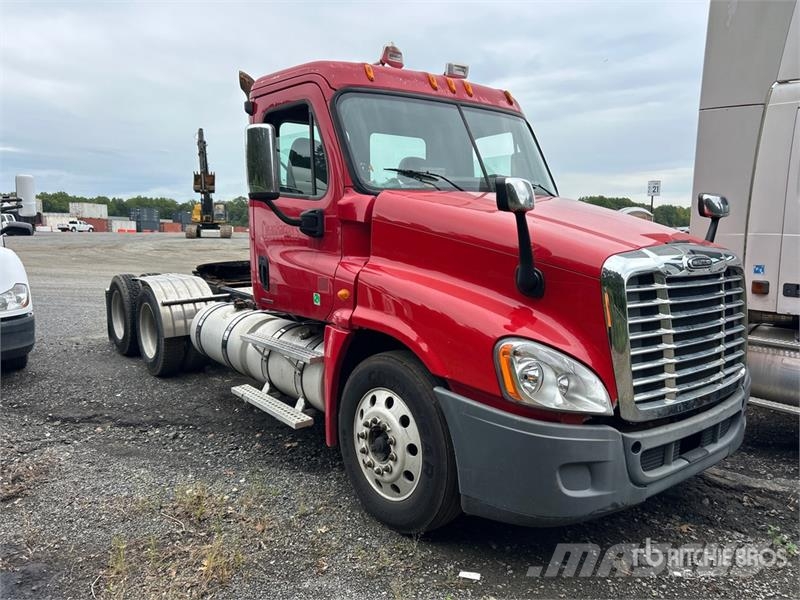 Freightliner Cascadia 125 Tractor Units
