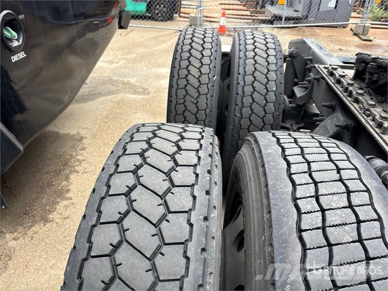 Freightliner Cascadia 125 Naudoti vilkikai