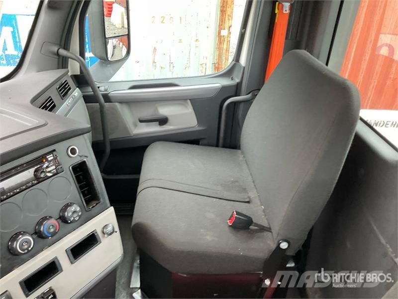 Freightliner Cascadia 126 Prime Movers