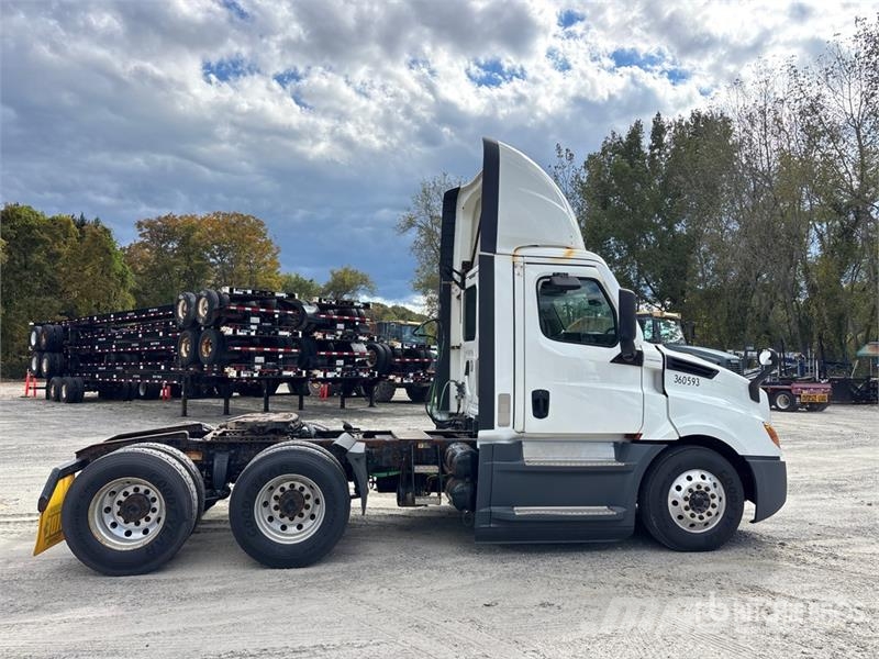 Freightliner Cascadia 126 Влекачи