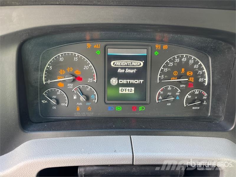 Freightliner Cascadia 126 Влекачи