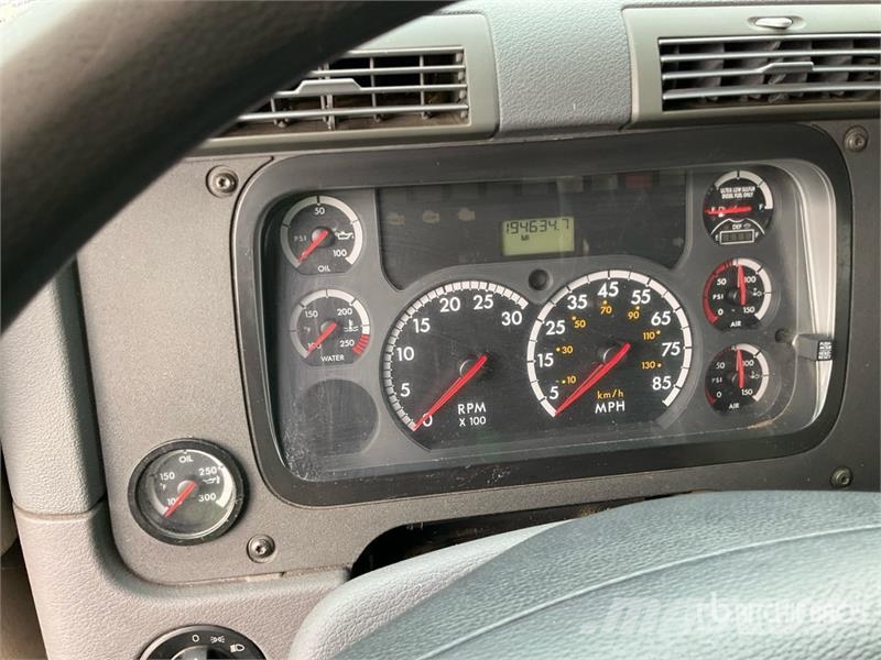 Freightliner Cascadia 125 曳引機組件