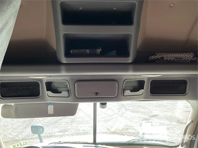 Freightliner Cascadia 125 Truck Tractor Units
