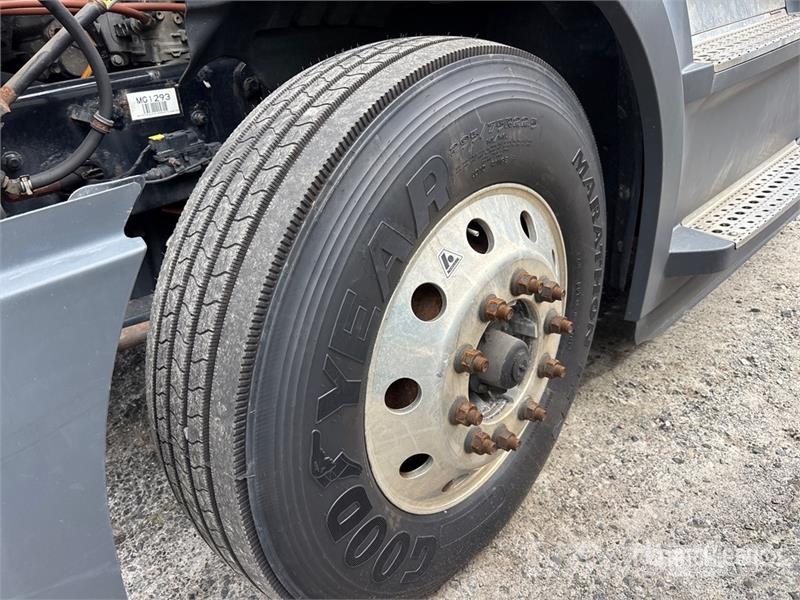 Freightliner Cascadia 126 Влекачи