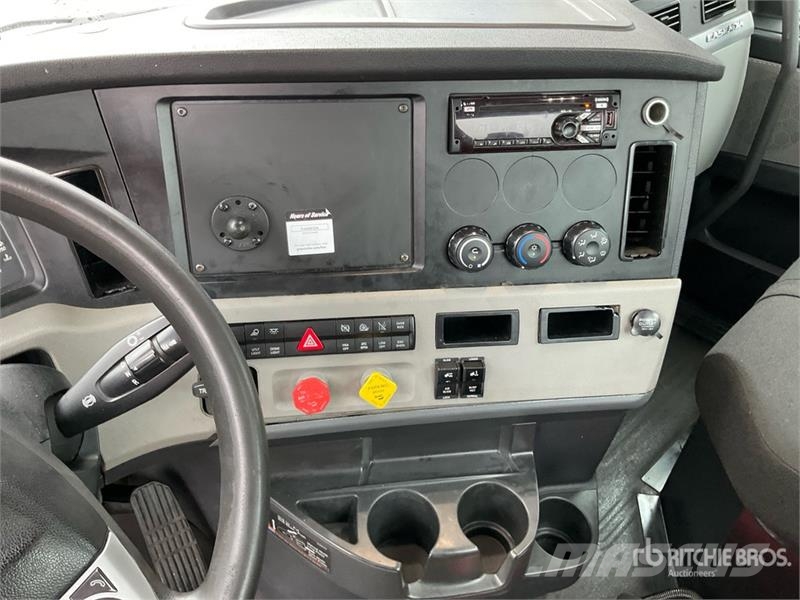 Freightliner Cascadia 126 Prime Movers
