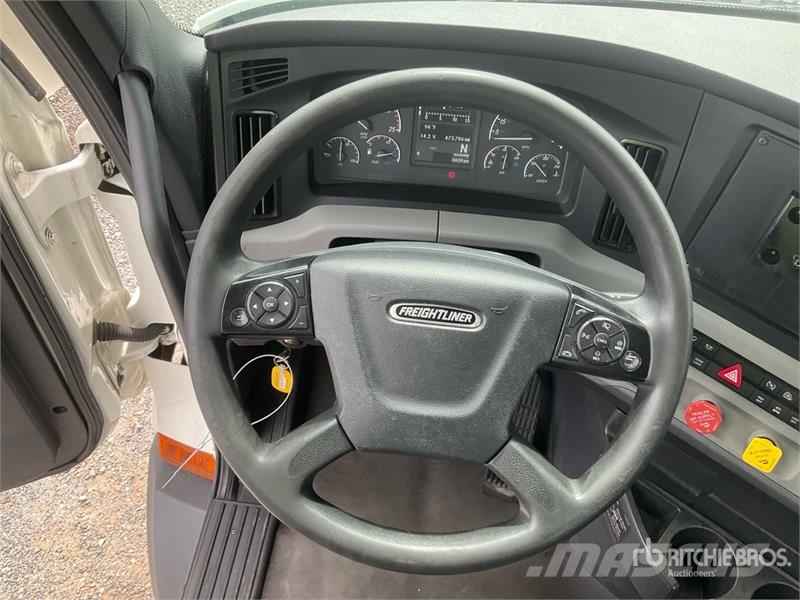 Freightliner Cascadia 116 Vilcēji