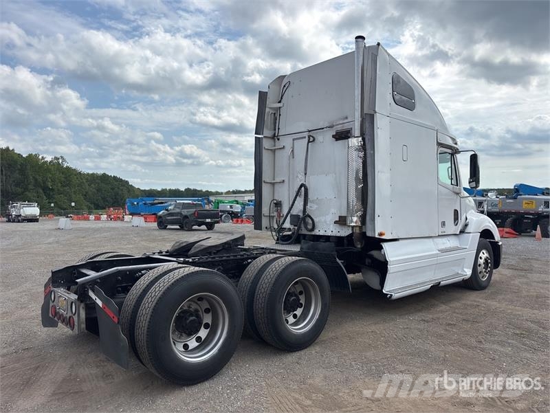 Freightliner Columbia 120 T/A Sleeper Truck Tractor Tracteur routier