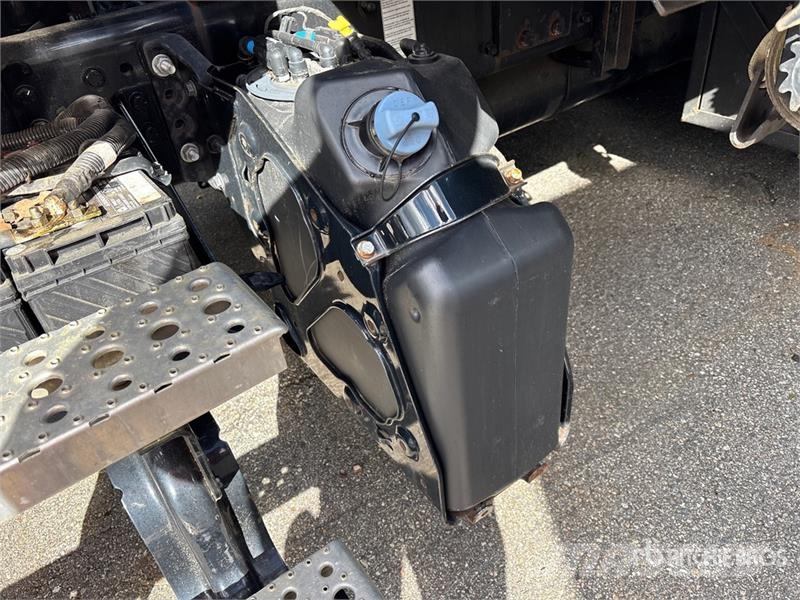 Freightliner Coronado 122SD Boom Truck Kranwagen