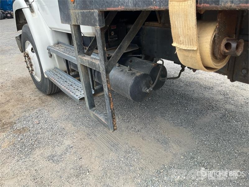 Freightliner FL80 Flatbed Truck (Glider Kit) Tovornjaki s kesonom/platojem