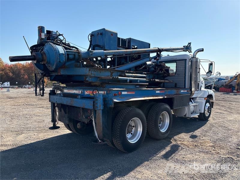Freightliner FLD112 6x4 Pressure Digger 건설 장비 - 기타