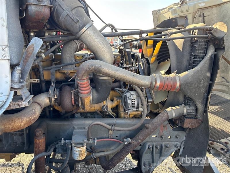 Freightliner FLD112 6x4 Pressure Digger 건설 장비 - 기타