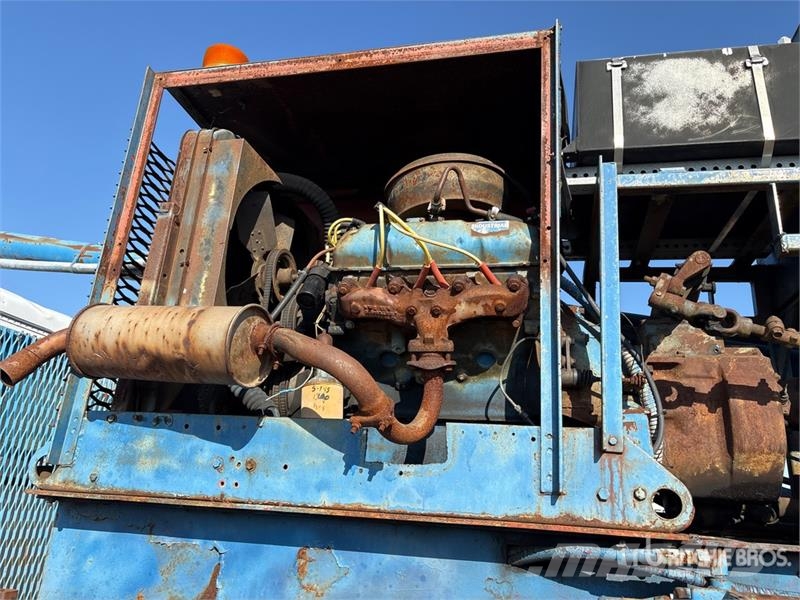 Freightliner FLD112 6x4 Pressure Digger 건설 장비 - 기타