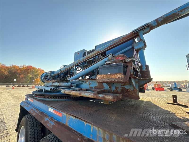 Freightliner FLD112 6x4 Pressure Digger 건설 장비 - 기타