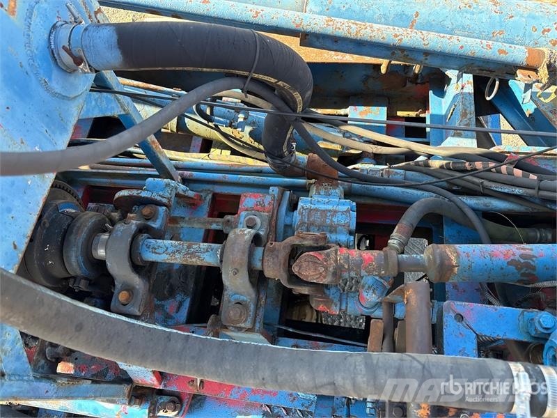 Freightliner FLD112 6x4 Pressure Digger 건설 장비 - 기타