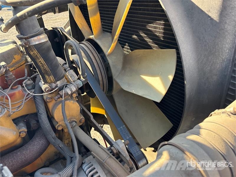 Freightliner FLD112 6x4 Pressure Digger 건설 장비 - 기타