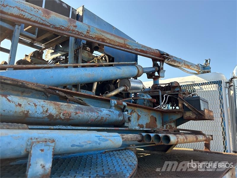 Freightliner FLD112 6x4 Pressure Digger 건설 장비 - 기타