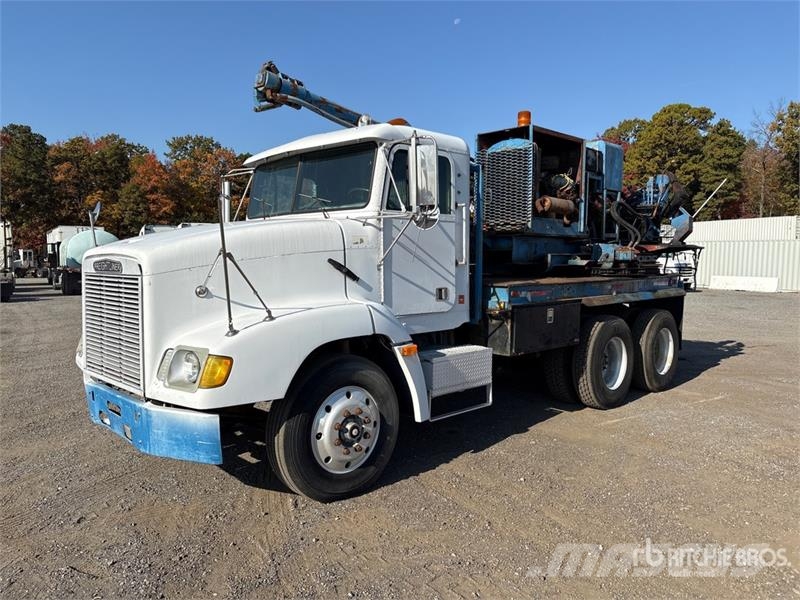 Freightliner FLD112 6x4 Pressure Digger 건설 장비 - 기타