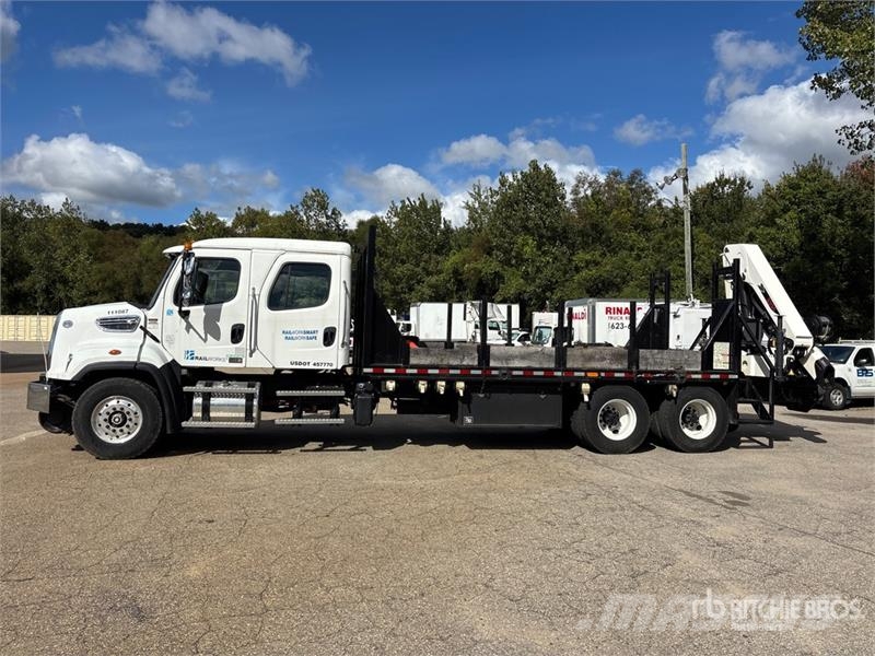 Freightliner IMT 2310 RCS K3 15366 lb Knuckle Boom on Freightl Crane trucks