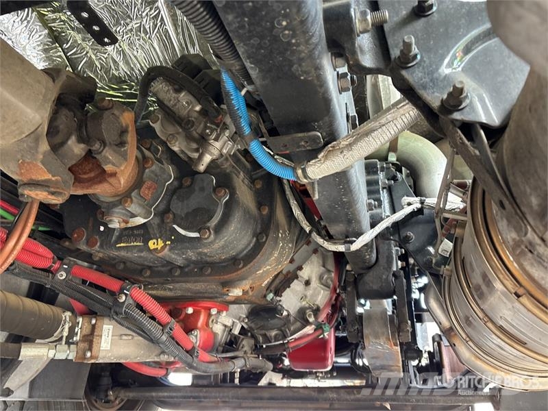 Freightliner IMT 2310 RCS K3 15366 lb Knuckle Boom on Freightl Kranwagen
