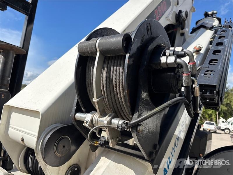 Freightliner IMT 2310 RCS K3 15366 lb Knuckle Boom on Freightl Crane trucks