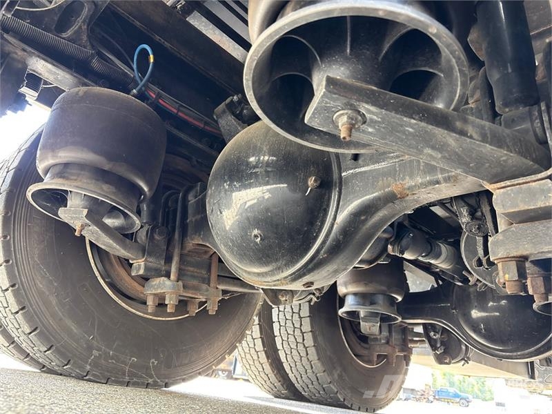 Freightliner IMT 2310 RCS K3 15366 lb Knuckle Boom on Freightl Crane trucks