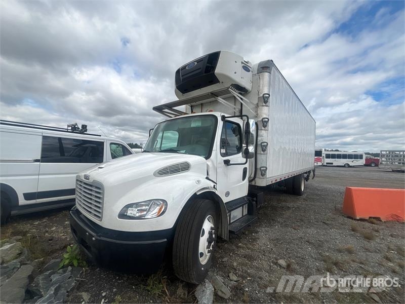 Freightliner M2 106 Külmikautod