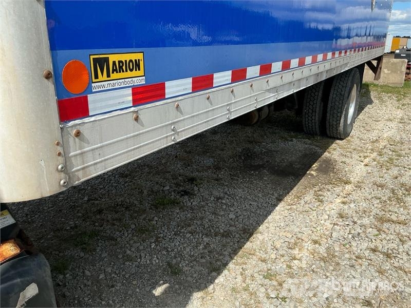 Freightliner M2 106 Furgons