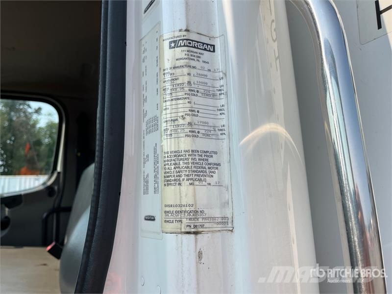 Freightliner M2 106 Isotermos y frigoríficos