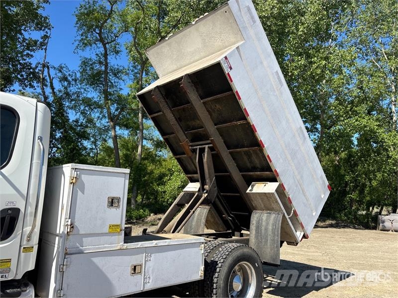 Freightliner M2 106 Camion pour copeaux de bois