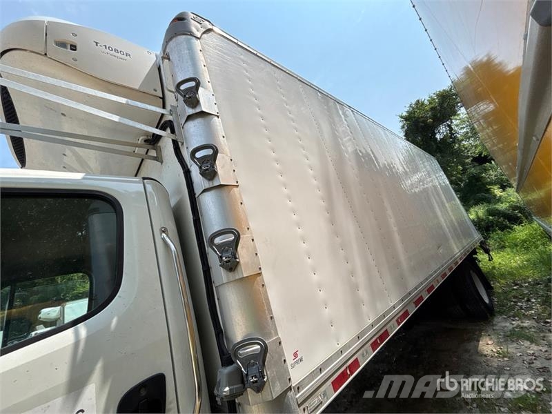 Freightliner M2 106 Isotermos y frigoríficos