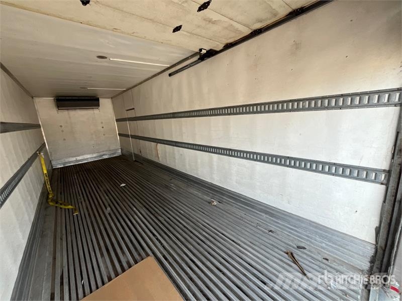 Freightliner M2 106 Isotermos y frigoríficos
