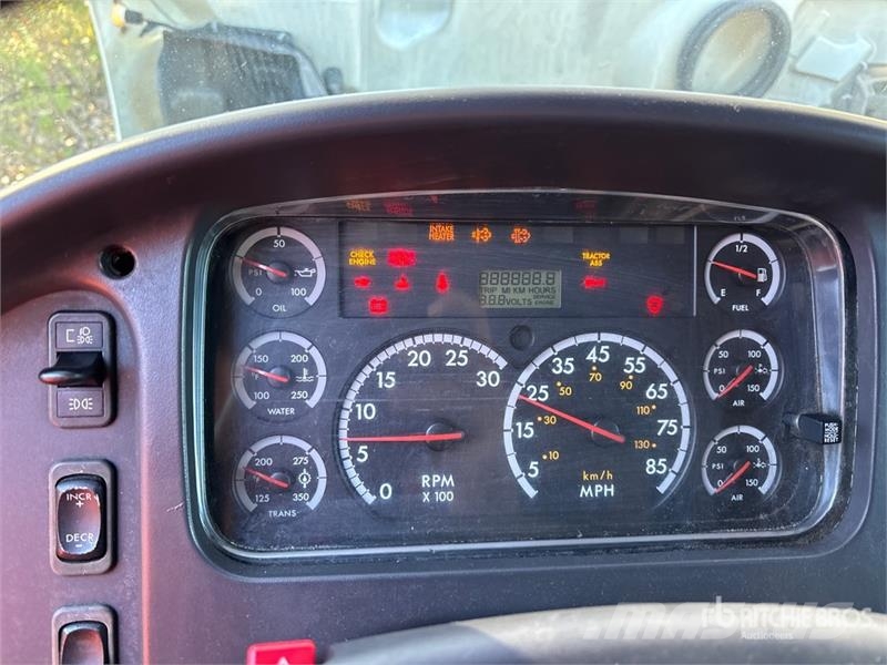 Freightliner M2 106 Рефрижератори
